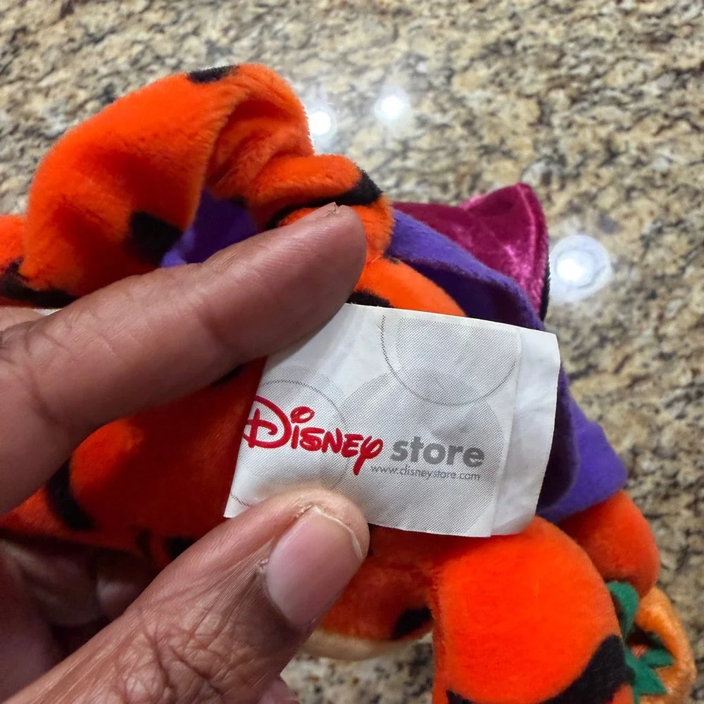 Disney Store Tigger Halloween Vampire Plush Bean Bag Orange Purple Pumpkin 8 in